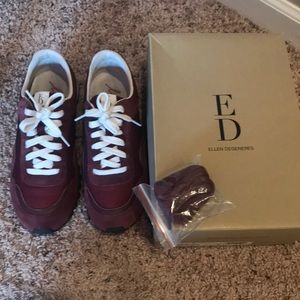 Ellen Degeneres Sneakers - Ladies 7.5